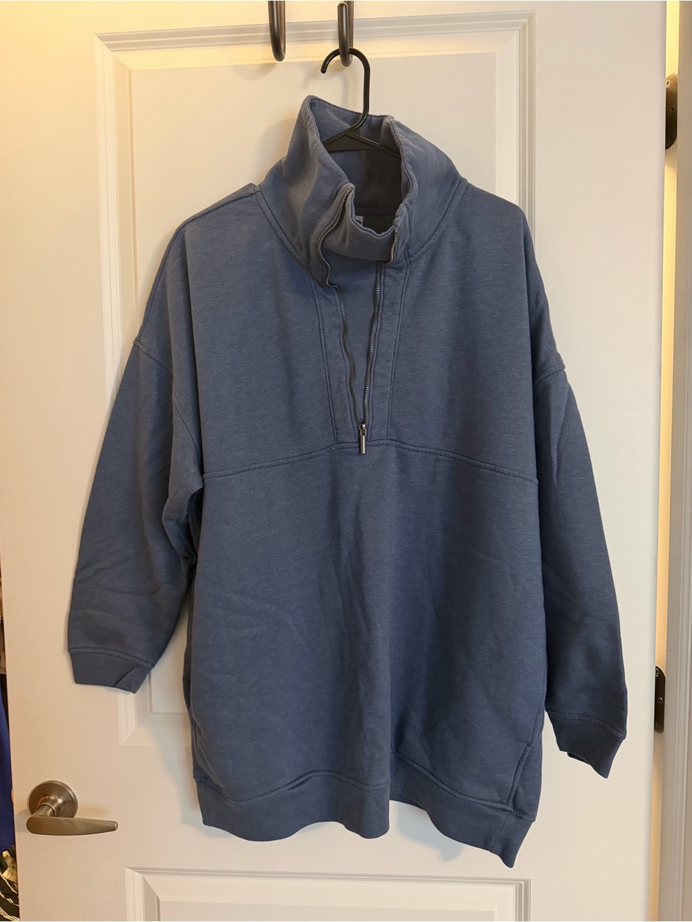 Old Navy Sweatshirt